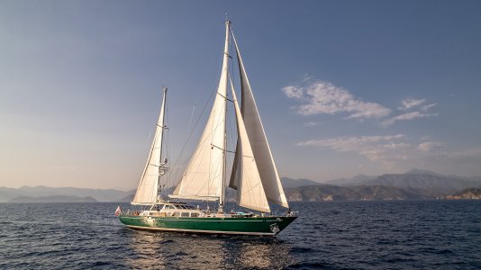 PALMER JOHNSON MOTORSAILER