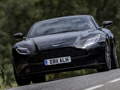 Aston Martin DB11